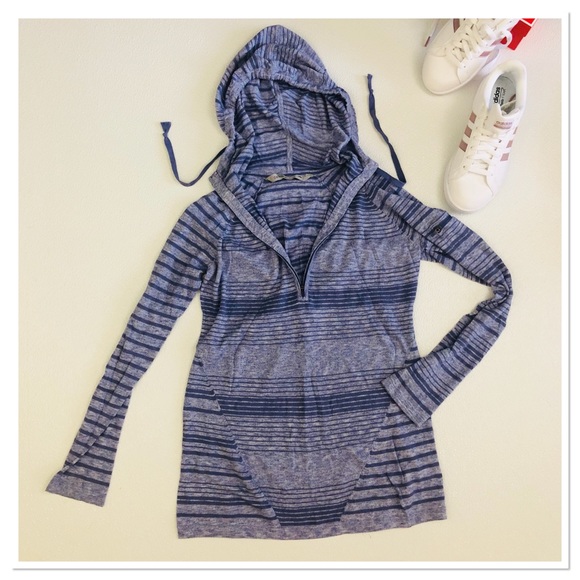Athleta Tops - Athleta half zip athletic long sleeve hoodie